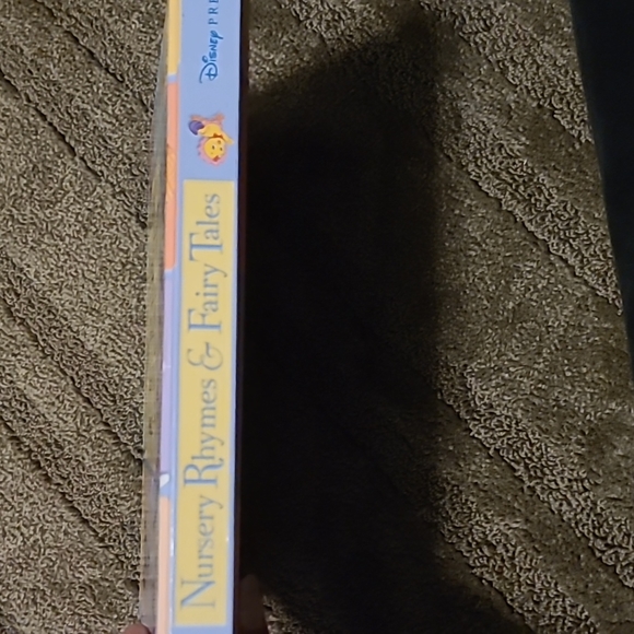 📚Disney's Nursery Rhymes & Fairy Tales Book📚 - Picture 15 of 15